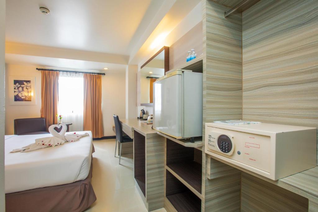 تصویر اتاق‌های Flipper House Hotel - SHA Extra Plus - تصویر ۲