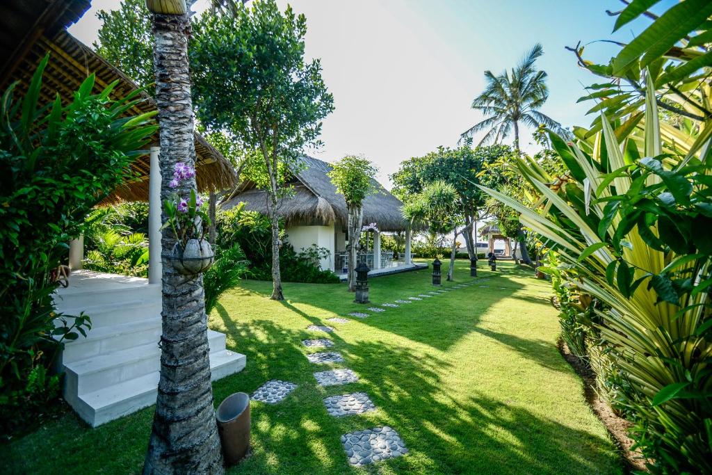 Zahrada ubytování Aashaya Jasri Resort