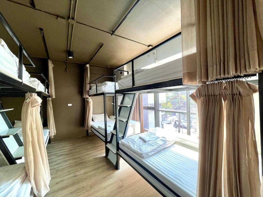 Dancenter The Spades Hostel - Resim 31