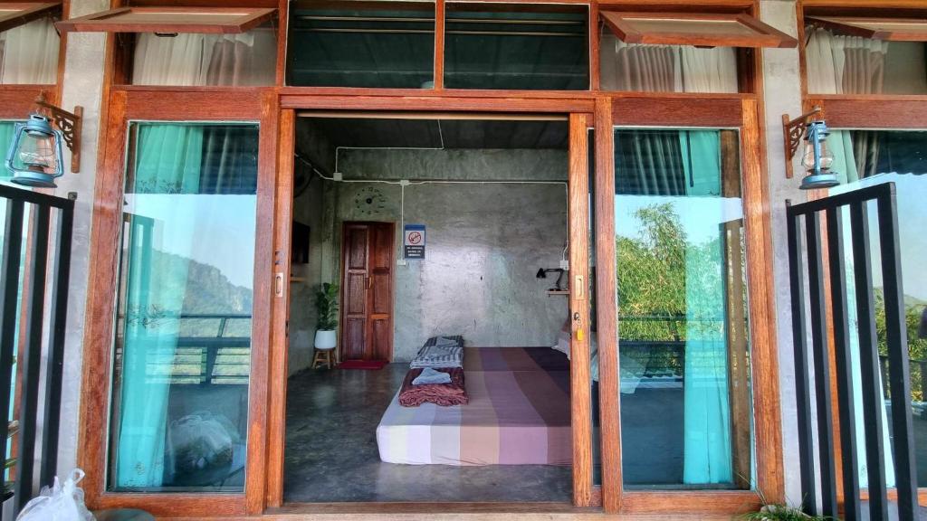 The Mae Homestay PhaHee เดอะแม โฮมสเตย์ ผาฮี้ - Vierpersoonskamer