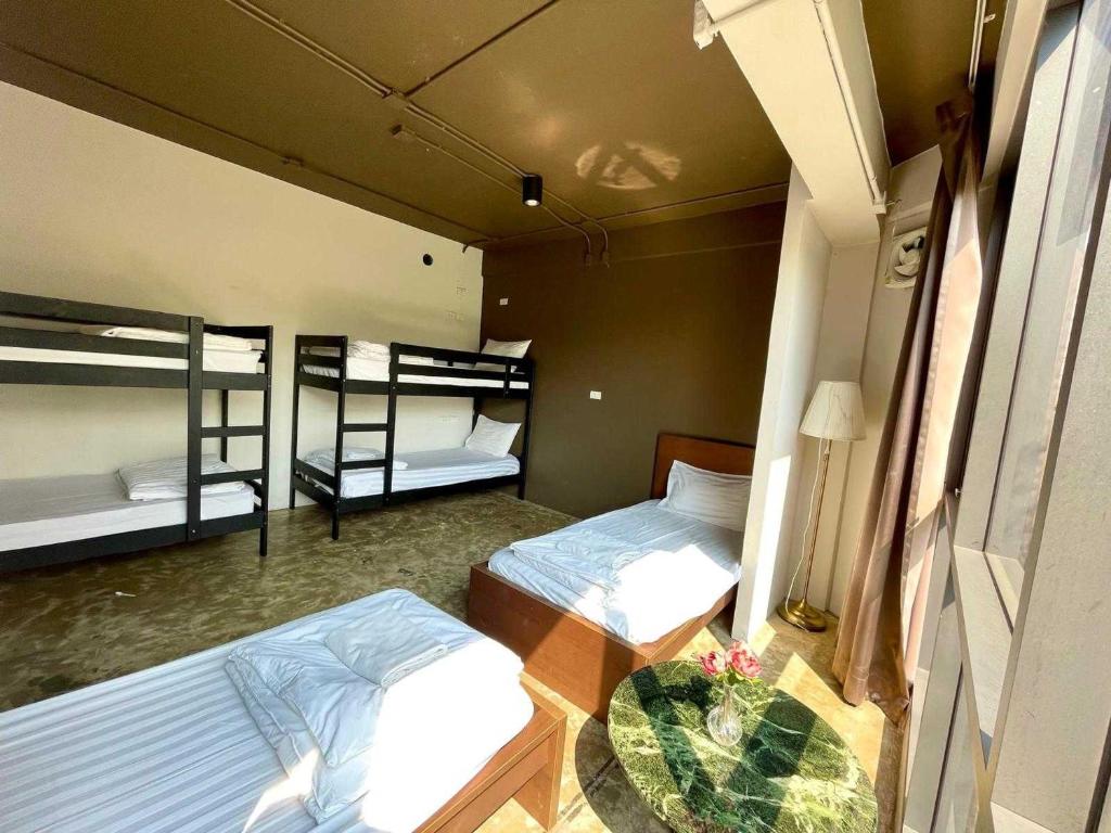 Dancenter The Spades Hostel - Resim 25