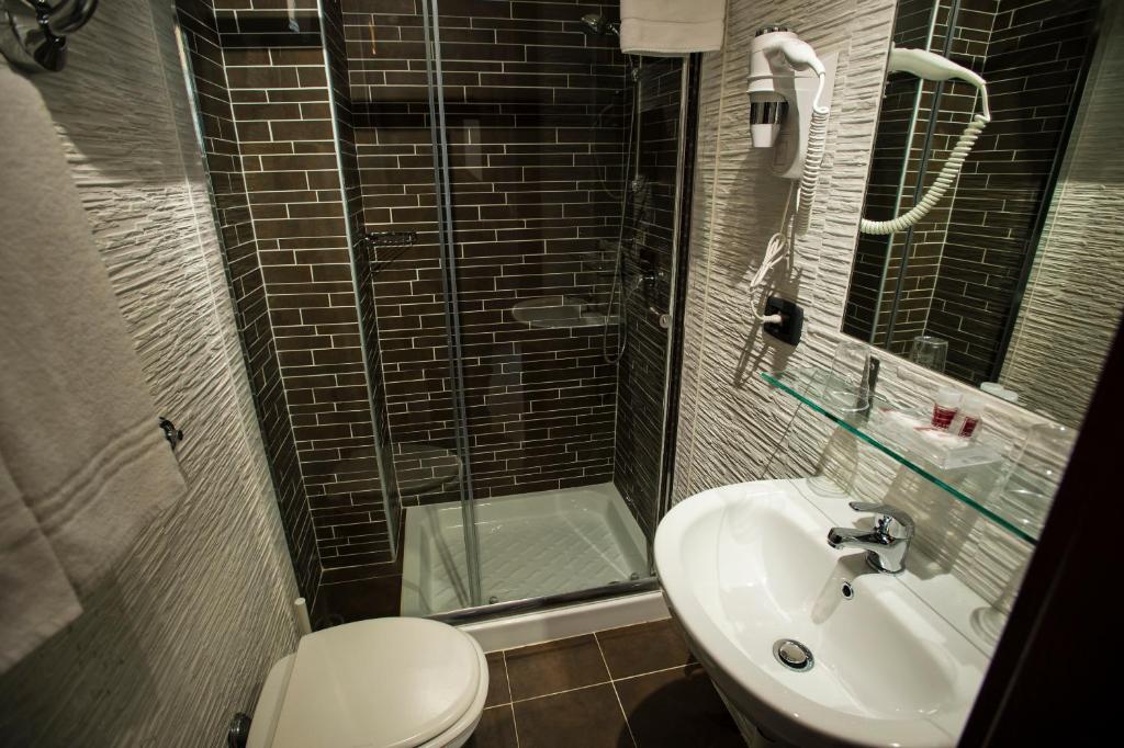 Hotel Charter - Resim 40