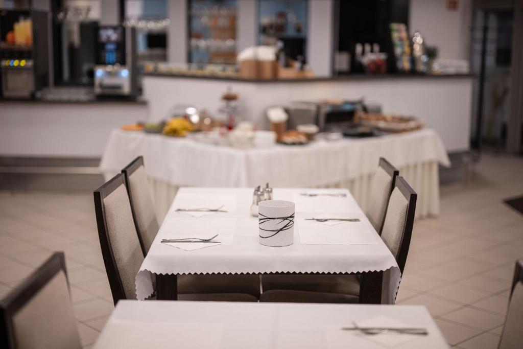 Hotel Metropol CB - Resim 13