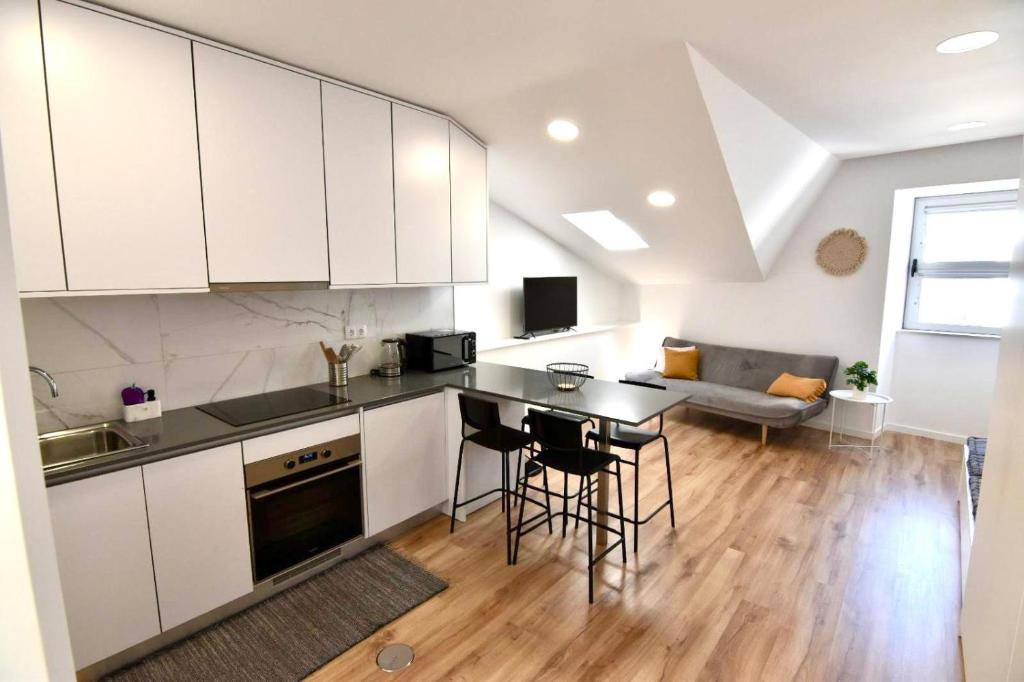 Marina Modern Suite