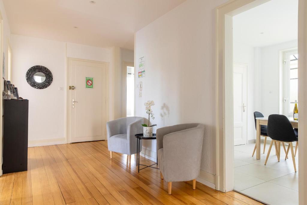Appartement de Prestige au centre climatisé avec jardin privé – photo 14