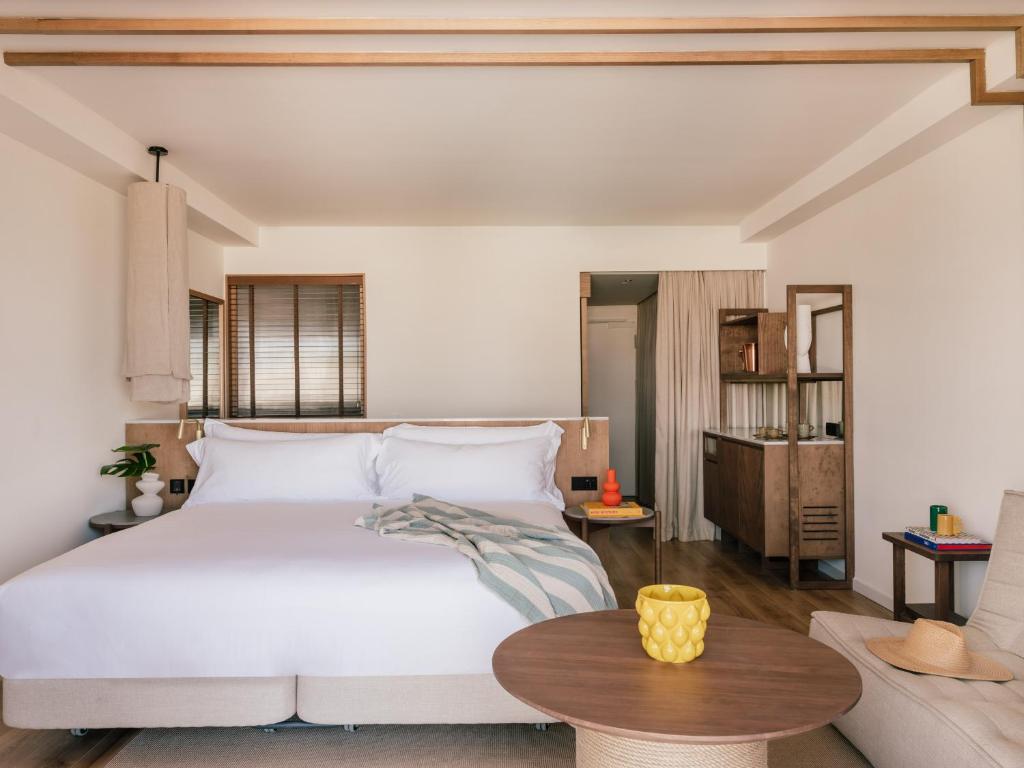 
Extra ME + Junior Suite with Garden
