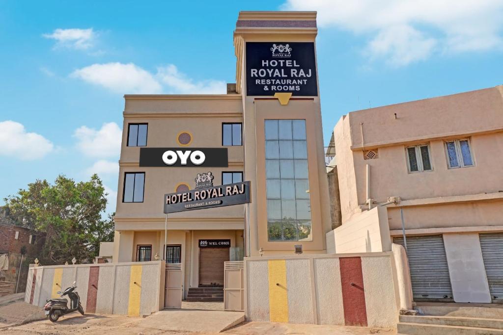 Hotel O Royal Raj, Rajkot (precios actualizados 2025)