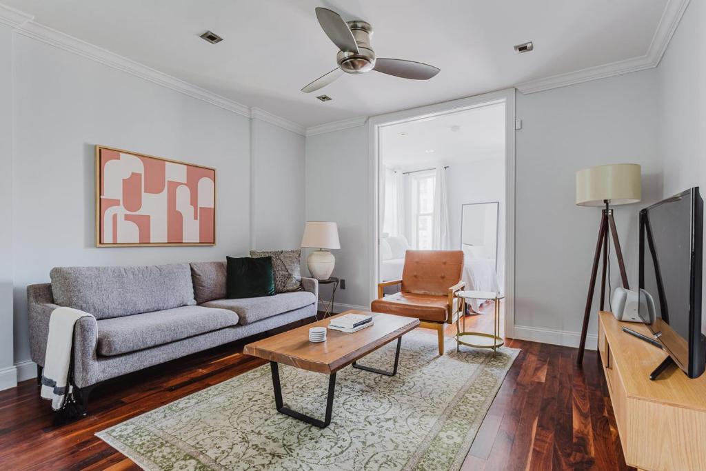 Blueground West Village furnished wd ac NYC-1561, New York (updated ...