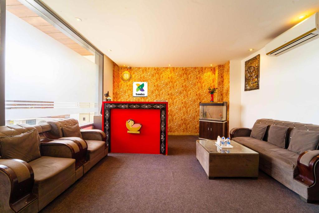 Treebo Luxury Stay Premium Inn — 3