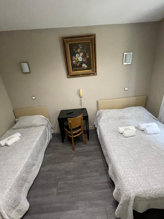 Hôtel de l'Aveyron - Resim 37