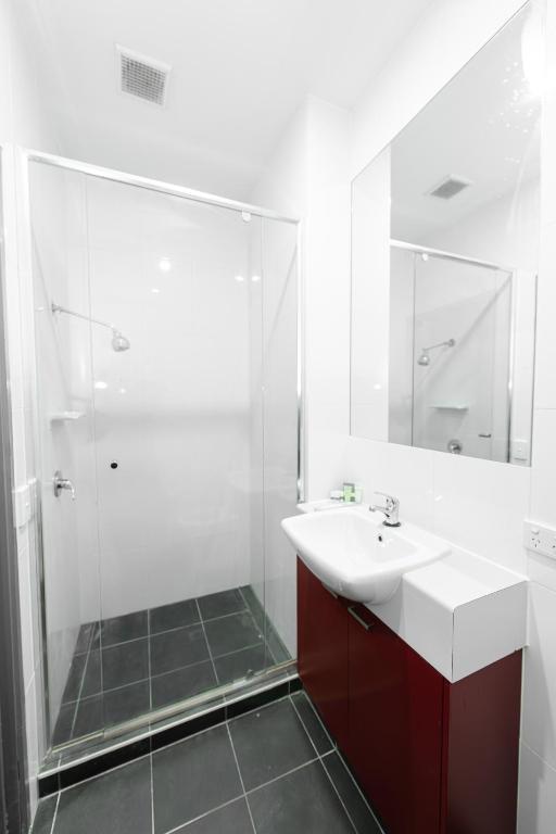 Melbourne Studio Apartments Hotel - 138 Elgin Carlton - Resim 31