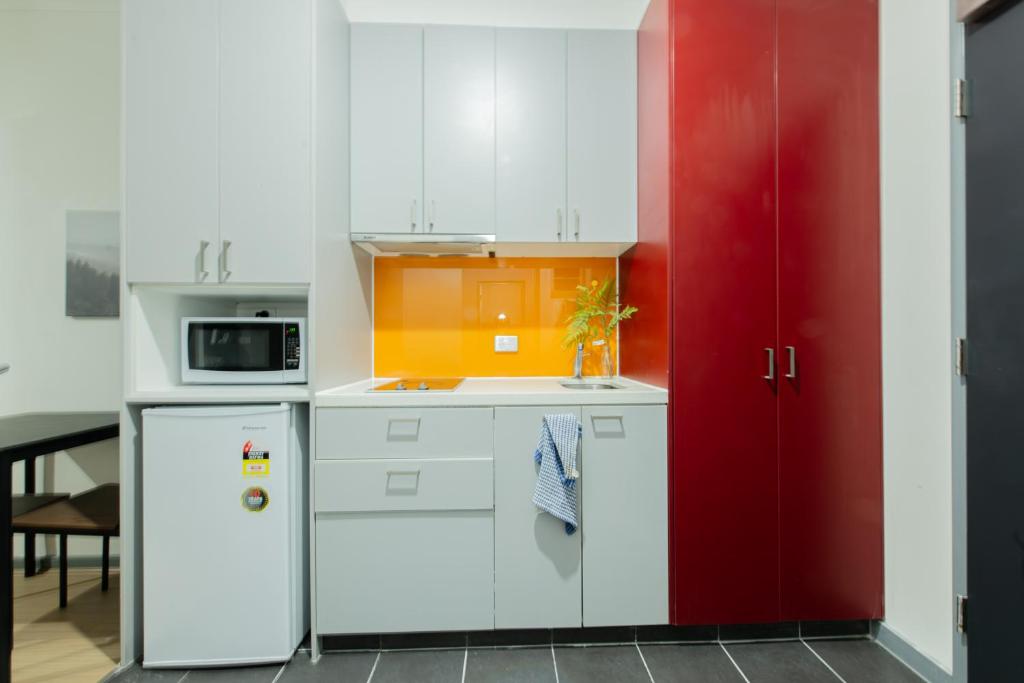 Melbourne Studio Apartments Hotel - 138 Elgin Carlton - Resim 21