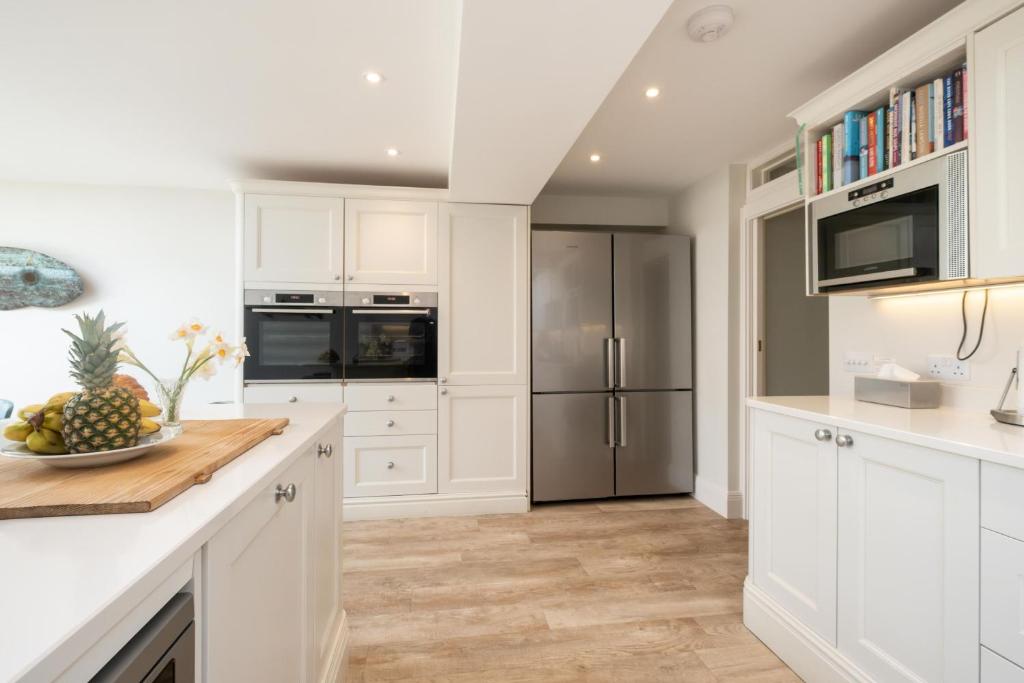 17 Park Lane, Beautiful 4 bedroom house in the seaside town of Aldeburgh - Maximum occupancy of 7 guests - Aldeburgh Coastal Cottages 6