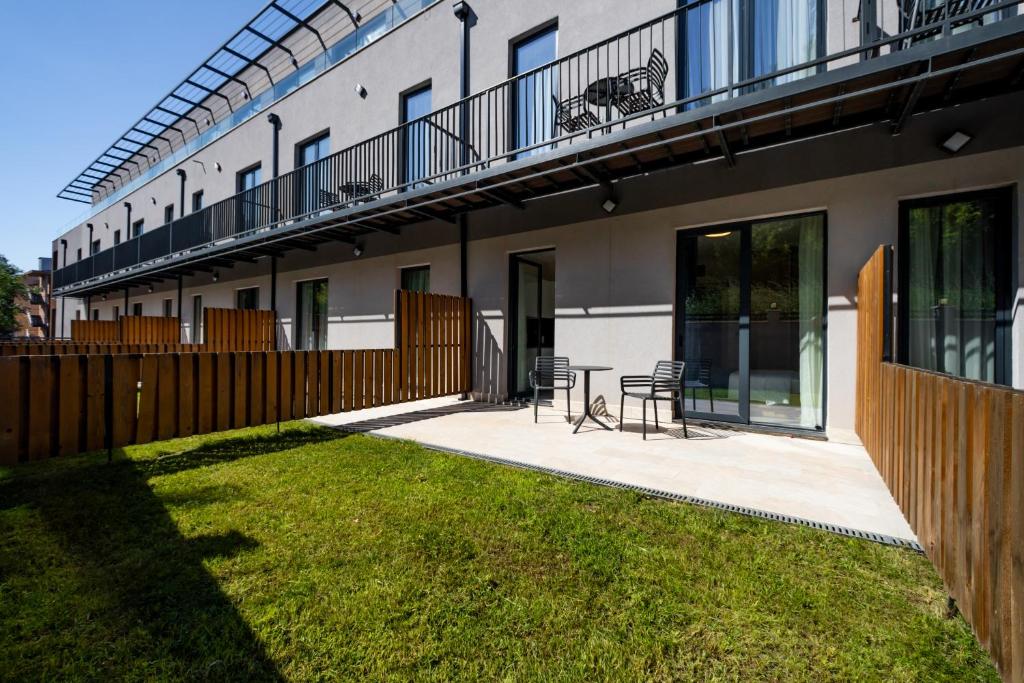 Royal Blue Resort & Residences - 12