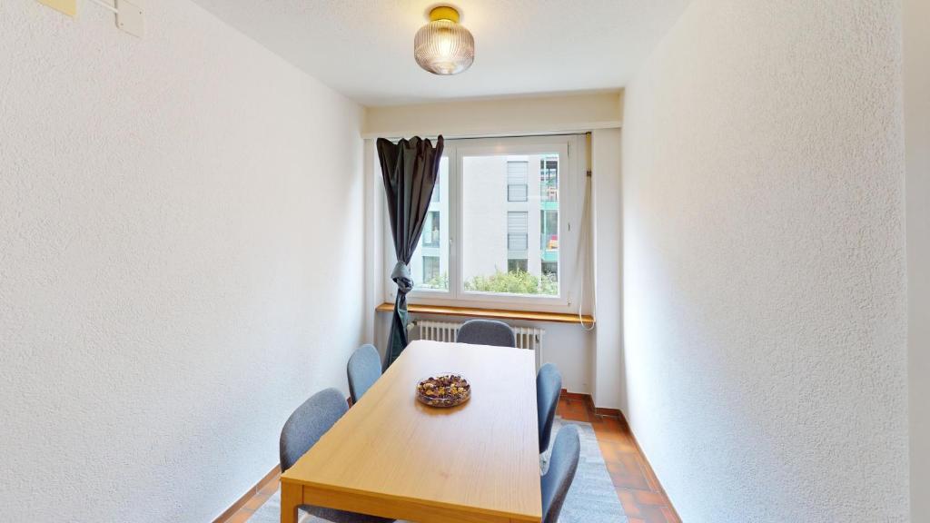 Cozy Apartment with Balcony in Zürich - Resim 12