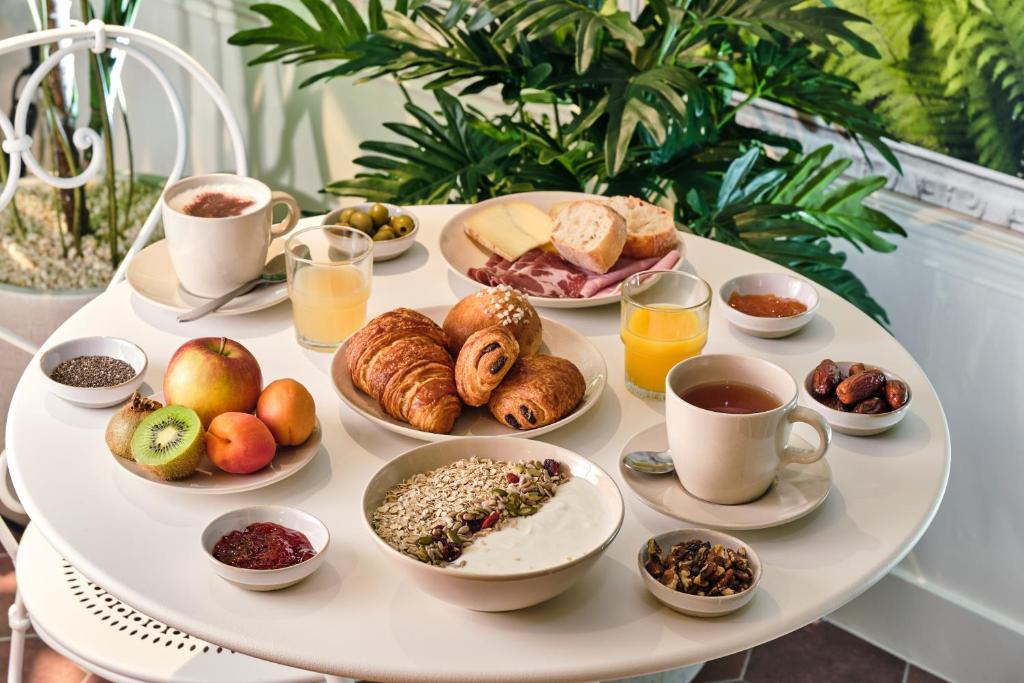 Posy Hotel by Happyculture - Resim 32