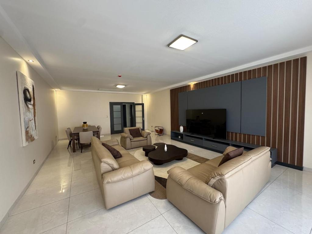 Posezení v ubytování Beautiful F4 apartment Sakina