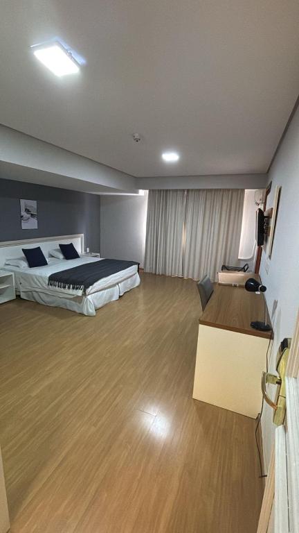 Embaixador Hotel & Centro de Eventos by Fast10 - Housity