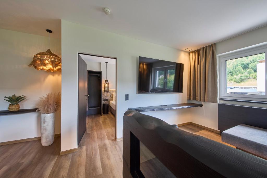 The Poolhouse Boutique Lodge - 15