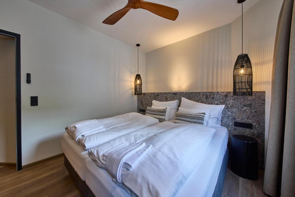 The Poolhouse Boutique Lodge - 6