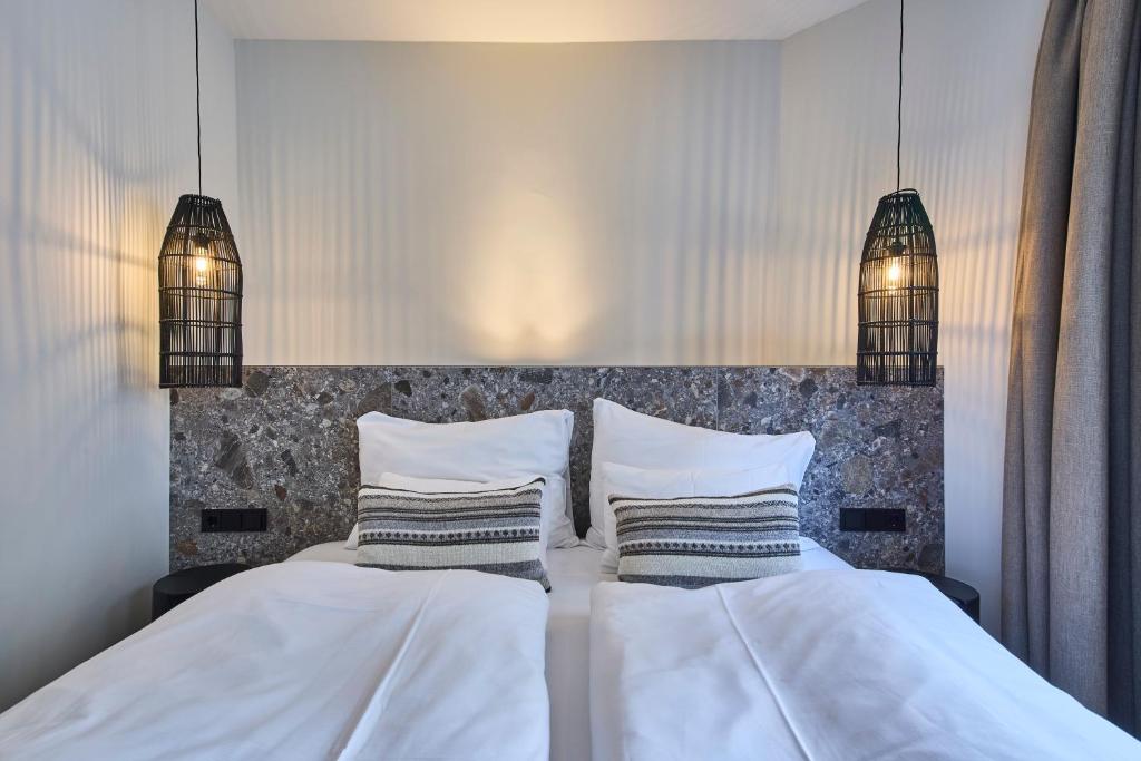 The Poolhouse Boutique Lodge - 5