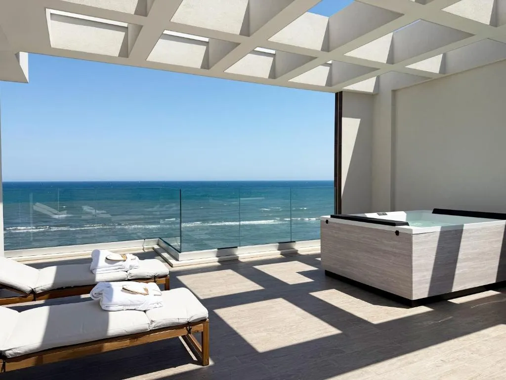 THALORA - Luxury Apartments