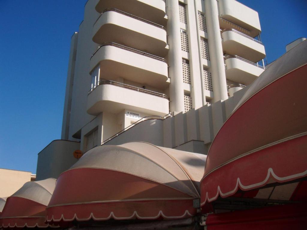 Appartement à 50m de la plage avec Wi-Fi et terrasse, 2 chambres, 6 pers.