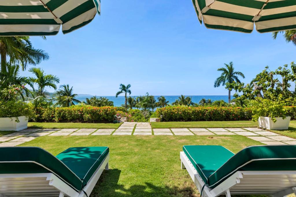 Round Hill Hotel & Villas photo 3
