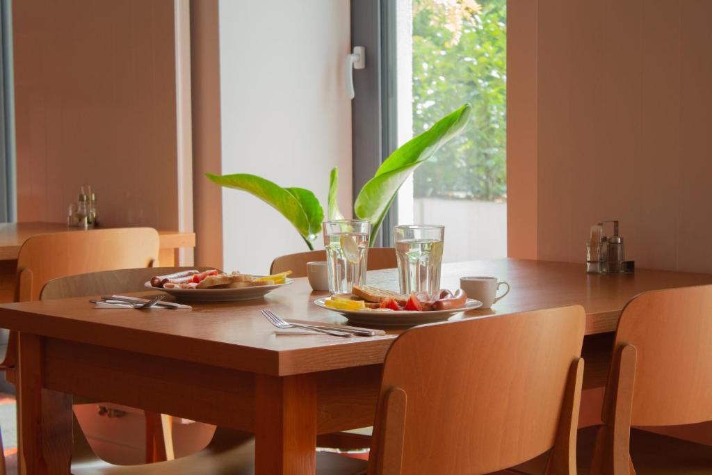 Hotel Taxis Bratislava - New rooms - Resim 30