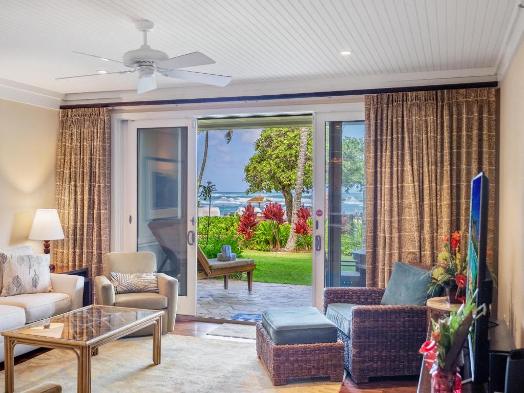 Χώρος καθιστικού στο 3-Bed Villa 103 at Turtle Bay