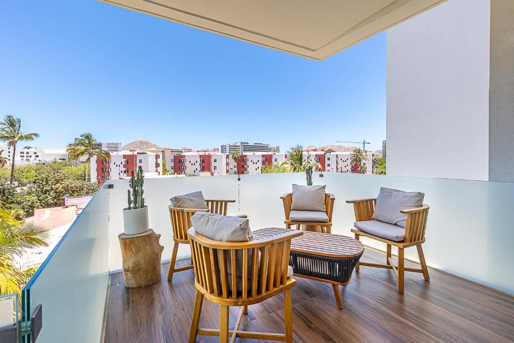 Balkón nebo terasa v ubytování Marea Walk to Medano Stylish Stay in Cabo