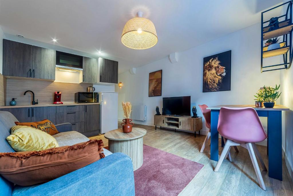 Η κουζίνα ή μικρή κουζίνα στο Charmant appartement COSY au cœur de Fontainebleau