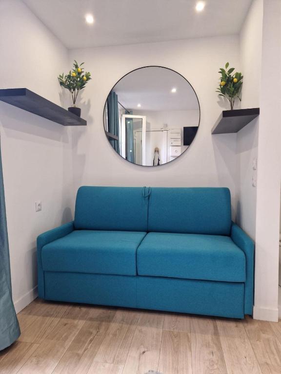 Photo de la galerie de l'établissement Cozy Nook in Vincennes with Private Terrace, à Vincennes