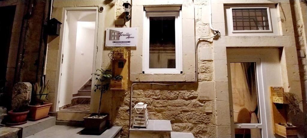 Φωτογραφία από το άλμπουμ του Tirella Home στην Μόντικα