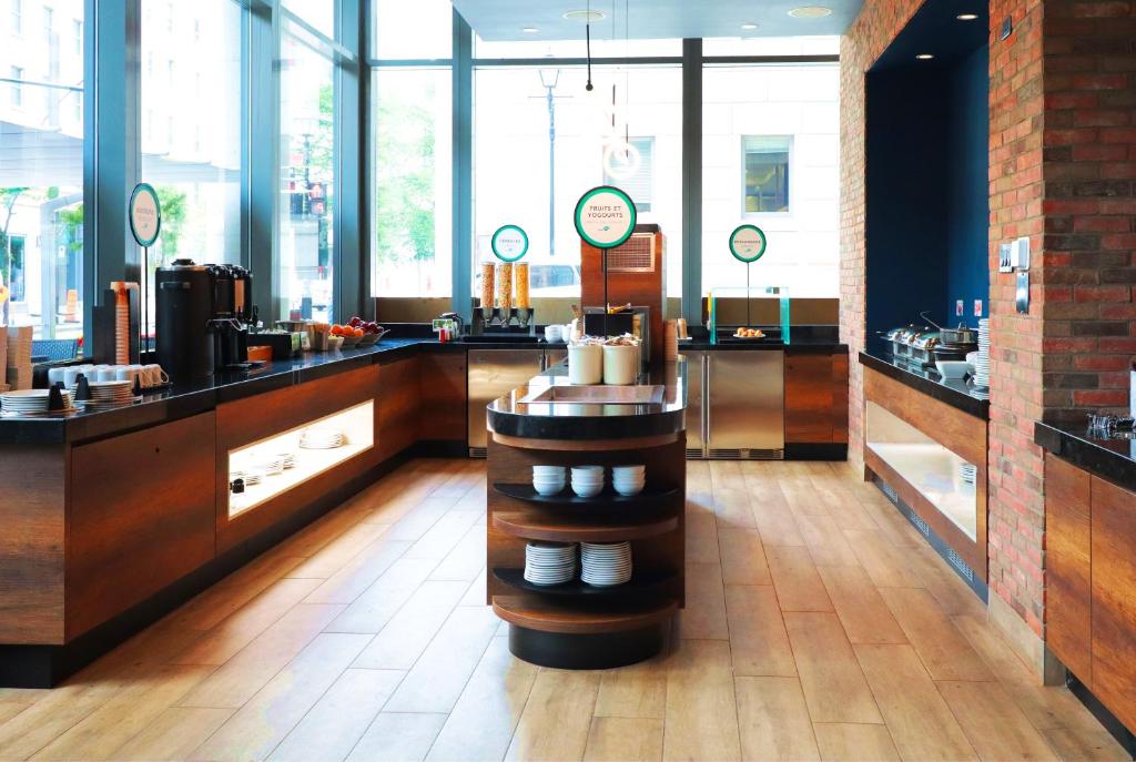 Embassy Suites by Hilton - Montreal - Resim 39