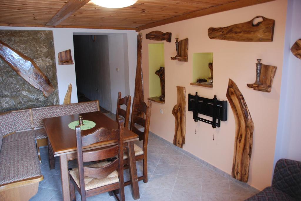 Posedenie v ubytovaní Apartments Orlí Hnízdo