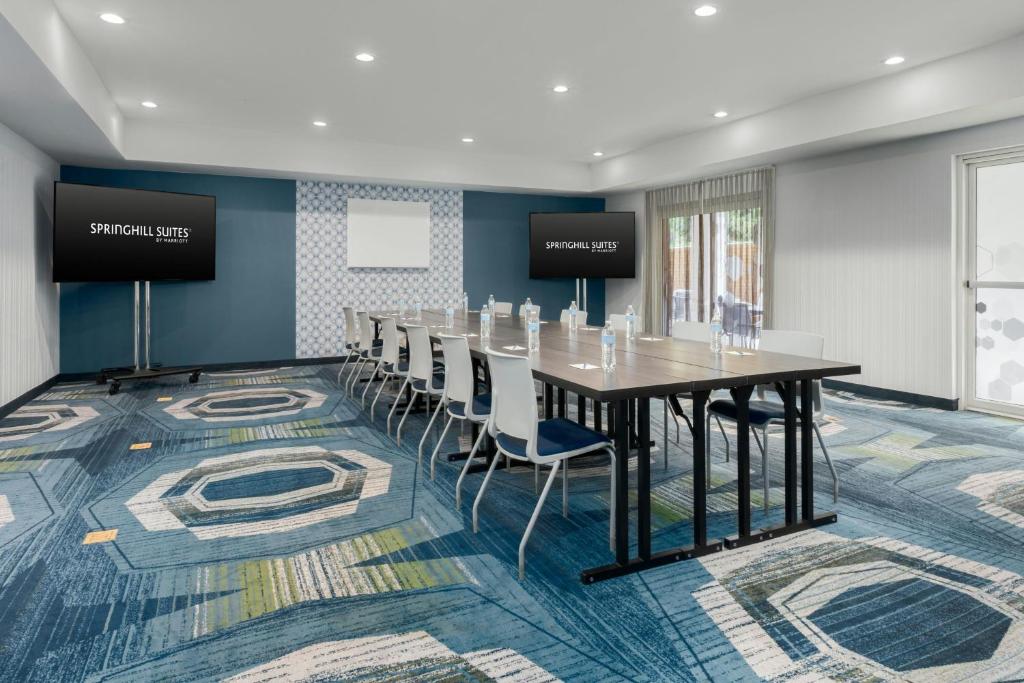 SpringHill Suites Herndon Reston photo