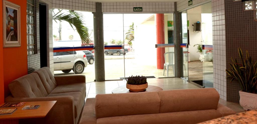  San Fernando Hotel