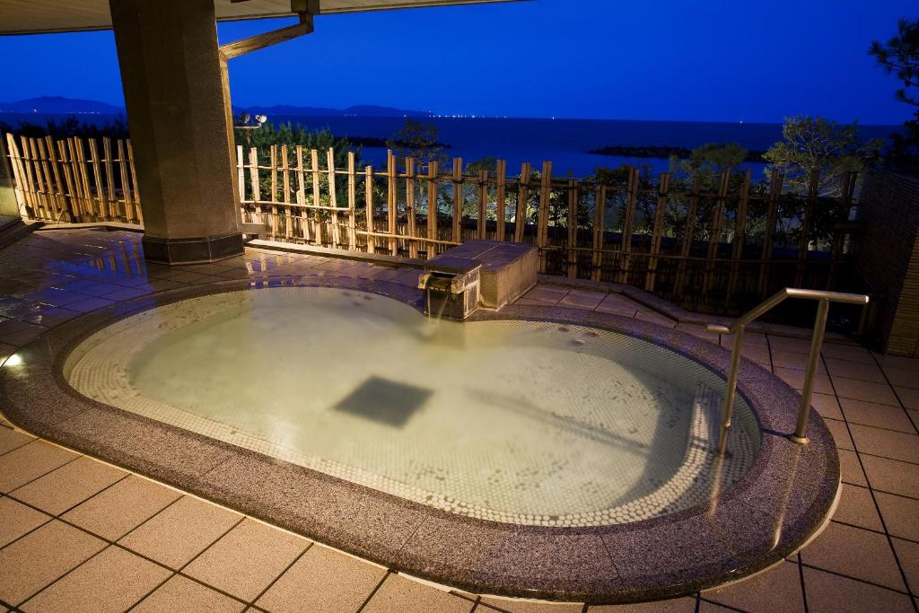 Fotografie z fotogalerie ubytování Kaike Grand Hotel Tensui v destinaci Jonago