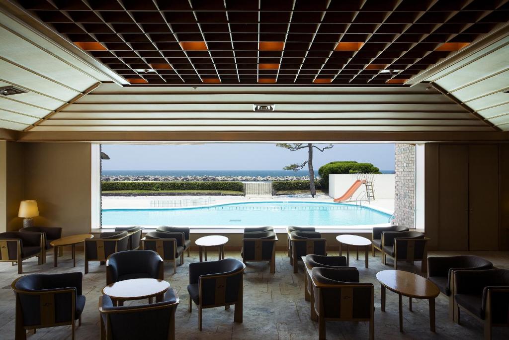 Bazén v ubytování Kaike Grand Hotel Tensui nebo v jeho okolí