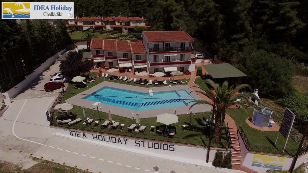 Bazén v ubytování Hotel Idea nebo v jeho okolí
