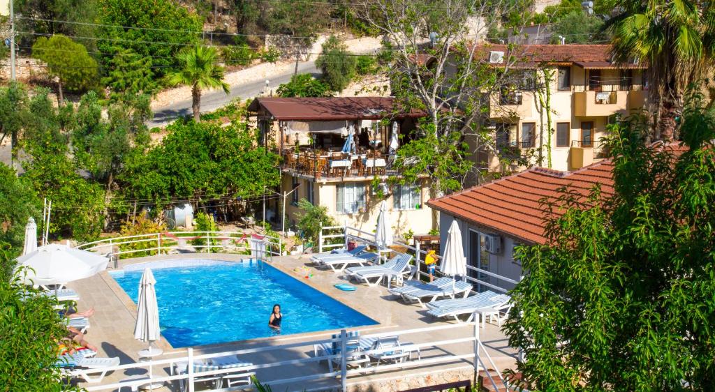 Бассейн в Flower Hotel Patara или поблизости