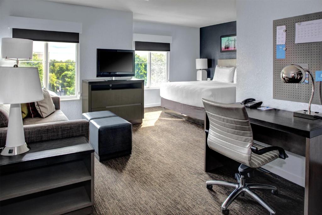 Hyatt House Branchburg - Bridgewater photo