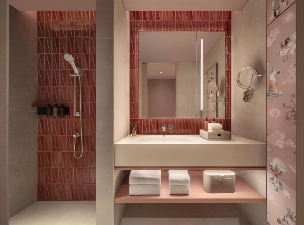Kromo Bangkok, Curio Collection By Hilton - Resim 22
