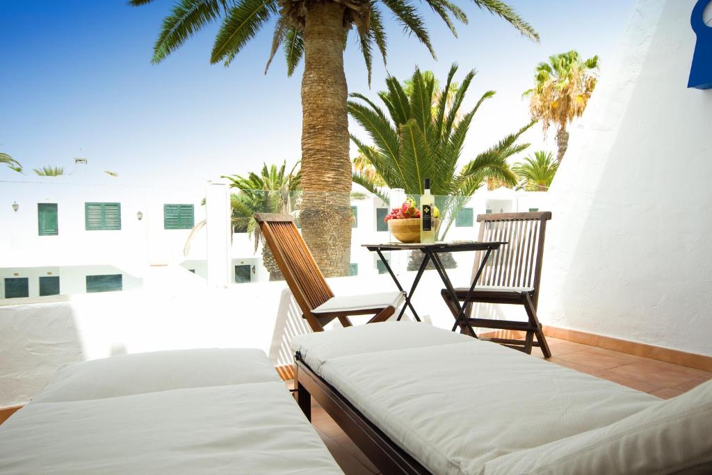 Elena Beach - By AZ Rentals