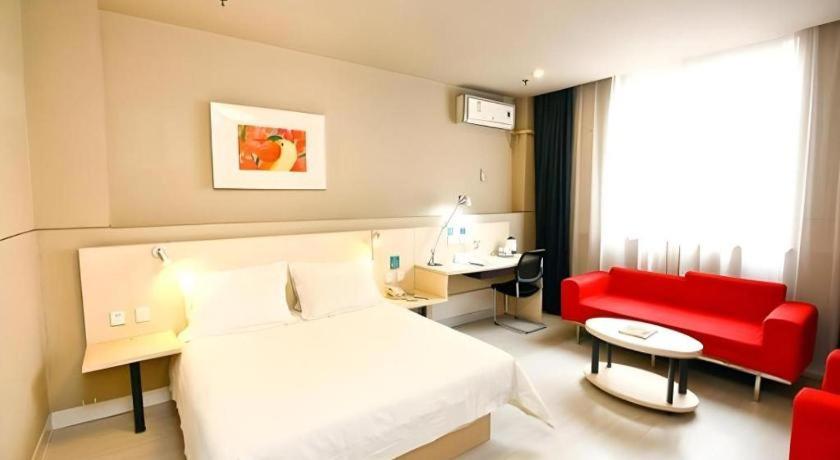 Posezení v ubytování Jinjiang Inn Zhengzhou Dashiqiao Metro Station