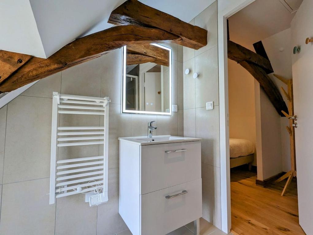 Ένα μπάνιο στο Le Chêne Vert ,Gîte