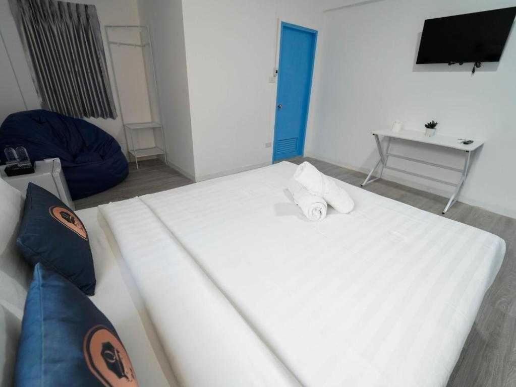 Dancenter North Pattaya Formerly Rq Hotel - Resim 23