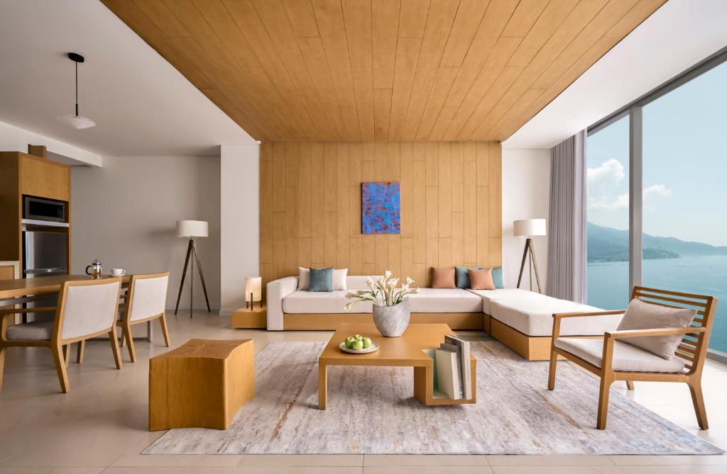 Suite Có Giường Cỡ King Nhìn Ra Biển