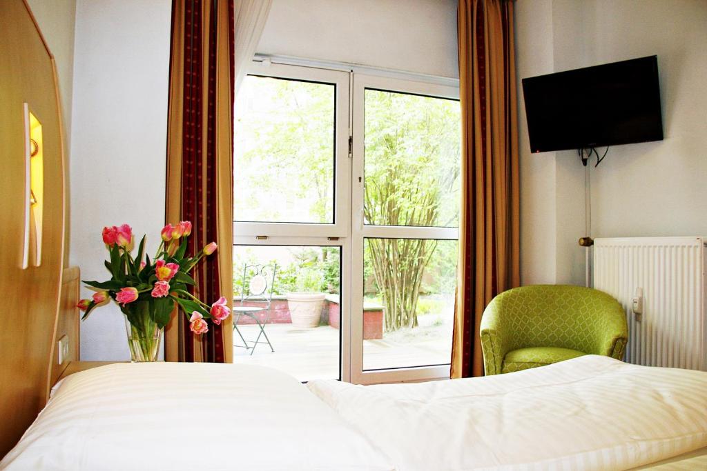 Air in Berlin - Resim 38